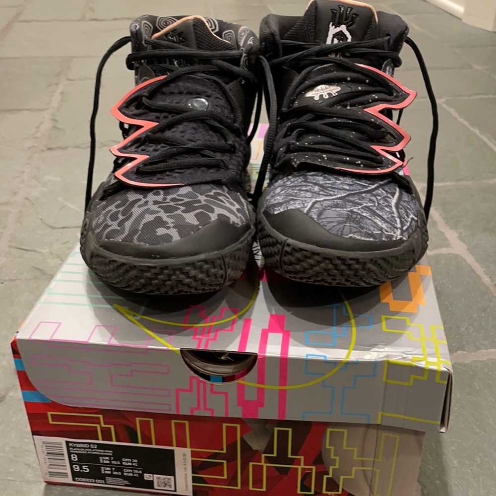 KYBRID S2 8M / 9.5W Basketball Shoes
